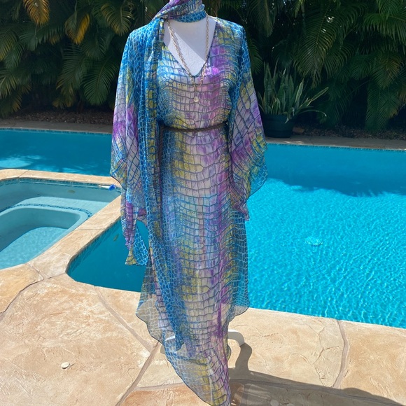 Matthew Williamson Runway Cover up Escape Collection - Picture 5 of 11